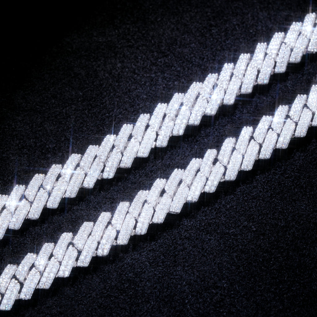 925S & VVS Moissanite 8.5MM Prong Cuban Link Chain