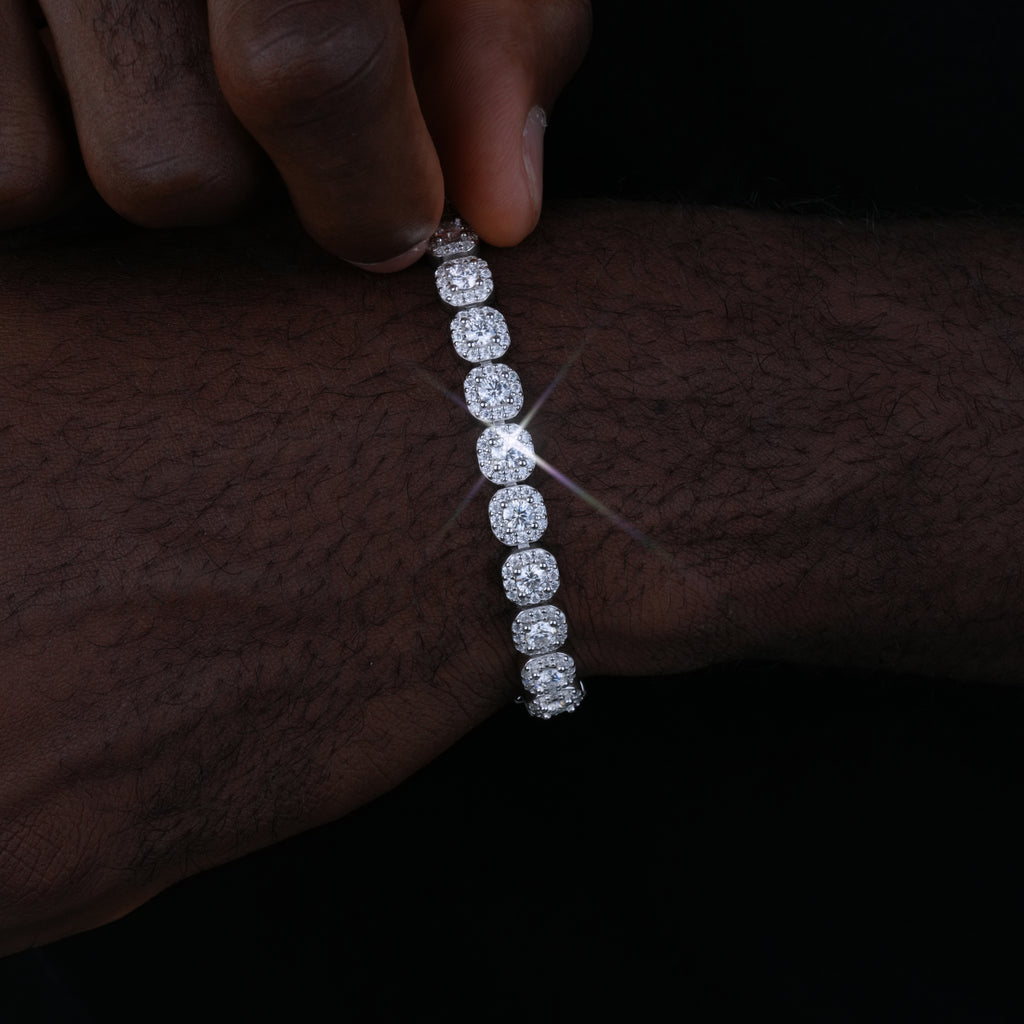 925S & VVS Moissanite 8MM Clustered Tennis Bracelet