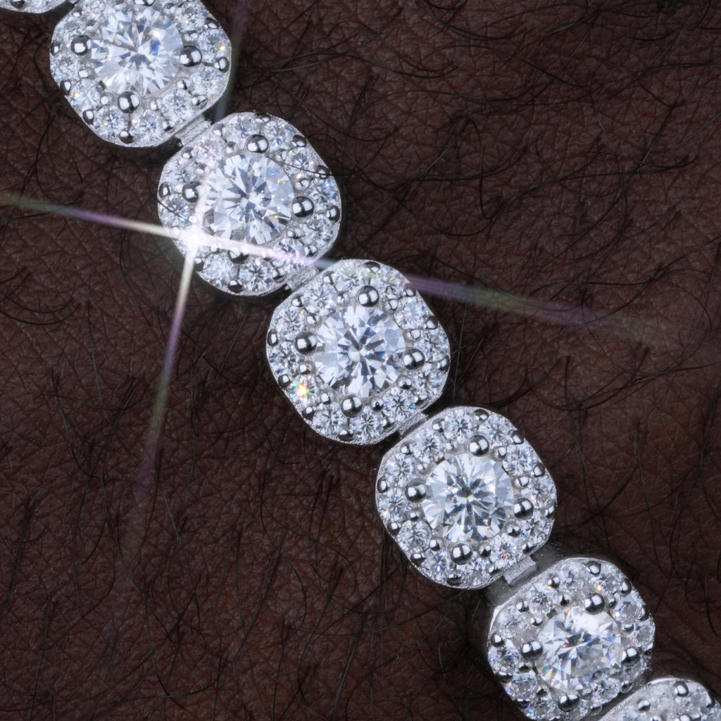 925S & VVS Moissanite 8MM Clustered Tennis Bracelet