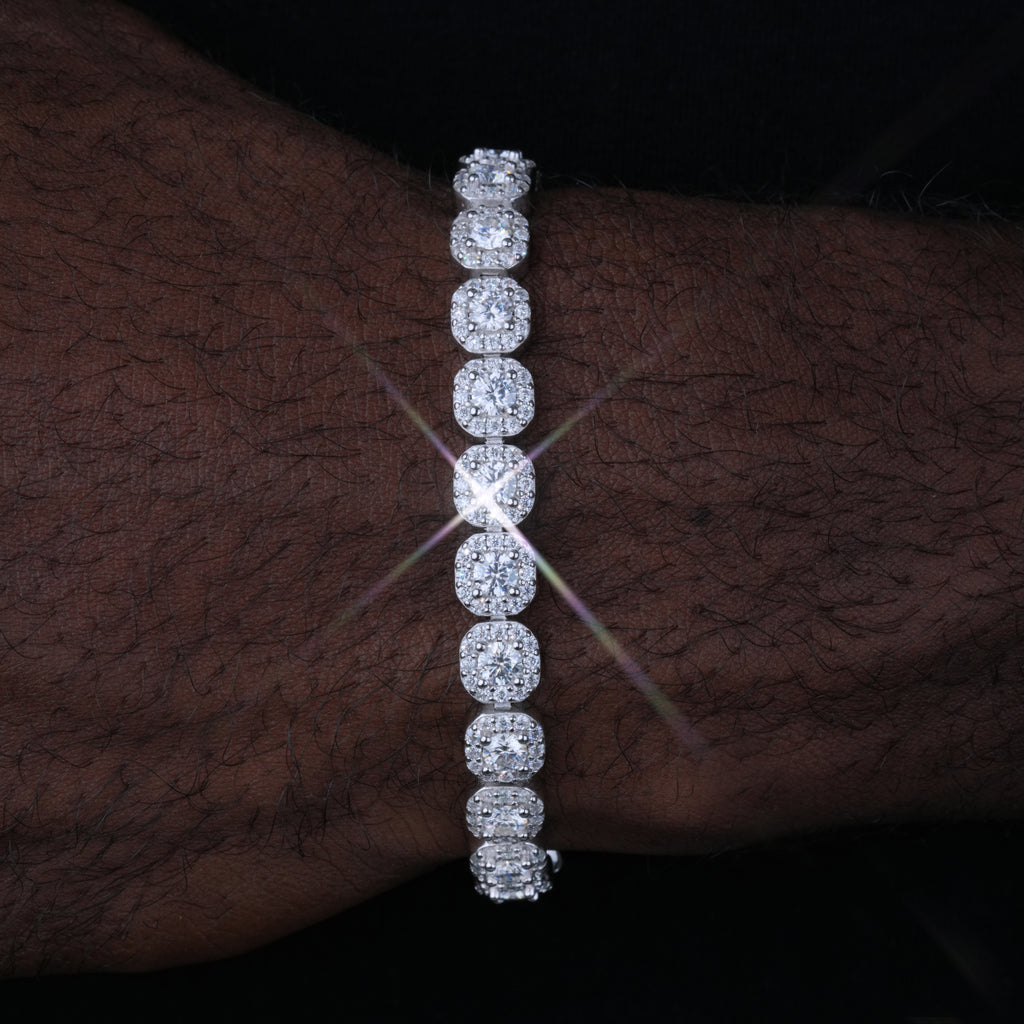 925S & VVS Moissanite 8MM Clustered Tennis Bracelet