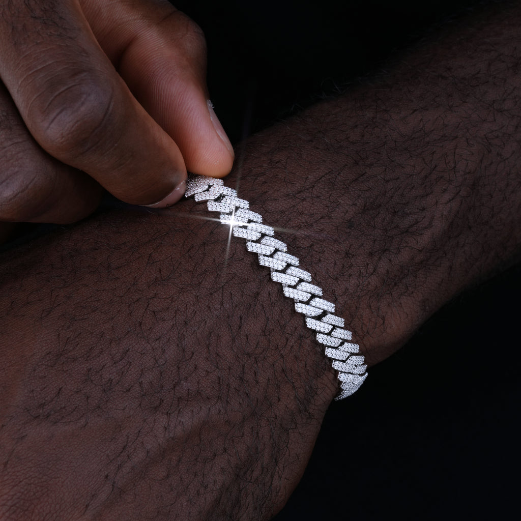 925S & VVS Moissanite 8.5MM Prong Cuban Bracelet