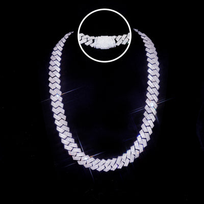 16MM 2-ROW CURVED CLASP BAGUETTE PRONG CUBAN CHAIN