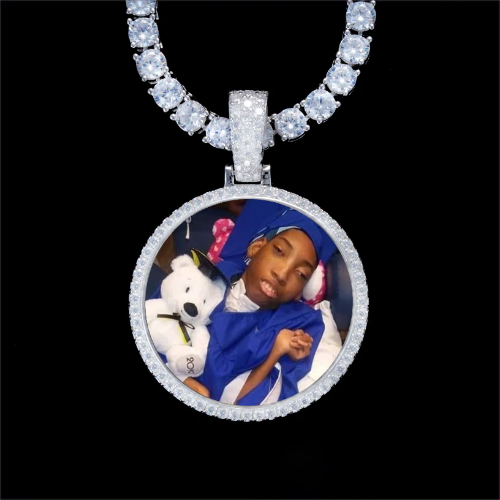 925S & VVS Moissanite 3D Circle Custom Picture Pendant