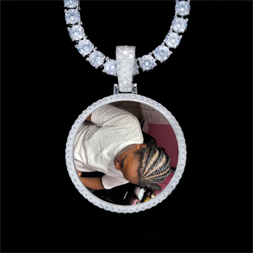 925S & VVS Moissanite 3D Circle Custom Picture Pendant