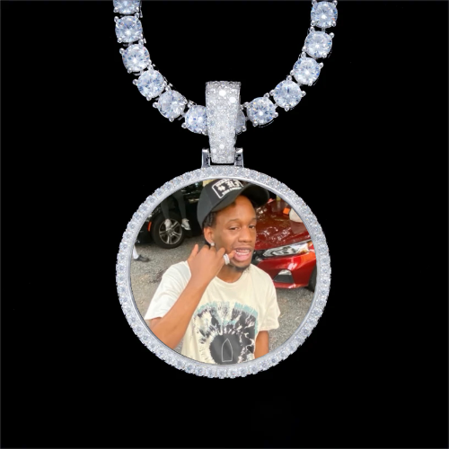 925S & VVS Moissanite 3D Circle Custom Picture Pendant