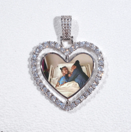 3D Spinning 2-Faced Heart Custom Picture Pendant
