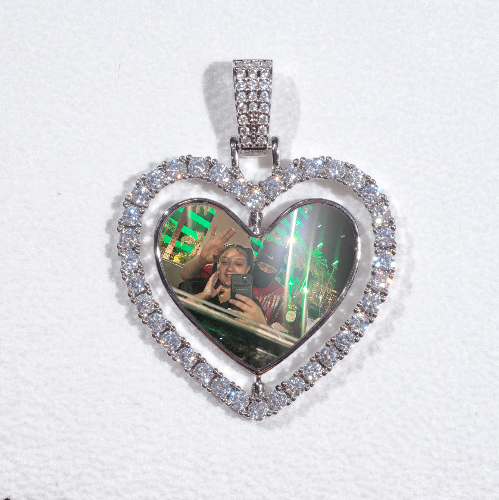3D Spinning 2-Faced Heart Custom Picture Pendant