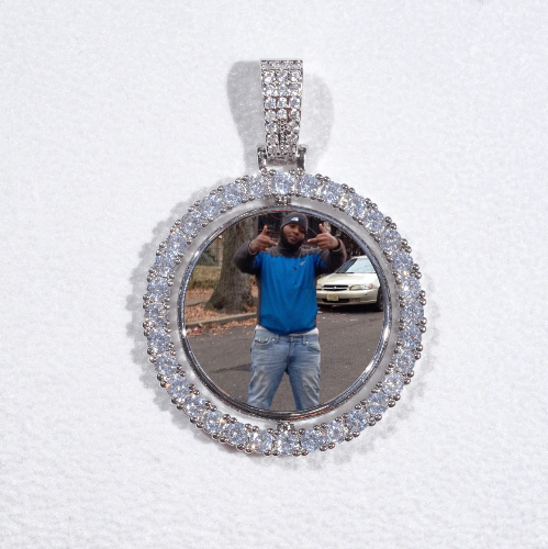 3D Spinning 2-Faced Custom Picture Pendant