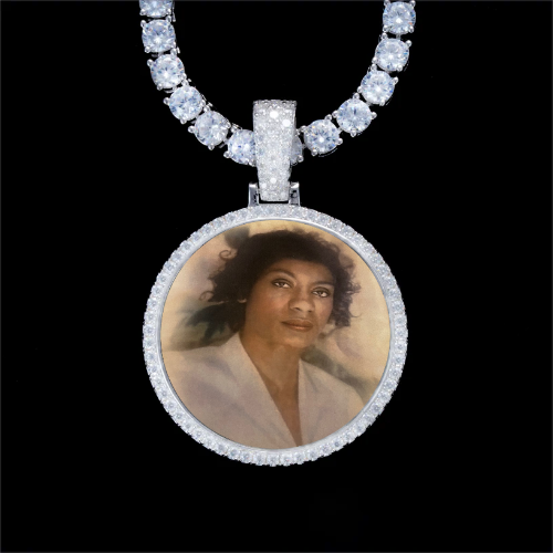 925S & VVS Moissanite 3D Circle Custom Picture Pendant
