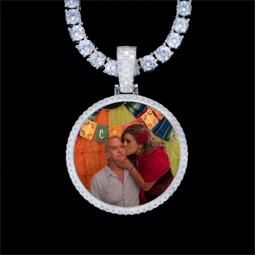 925S & VVS Moissanite 3D Circle Custom Picture Pendant