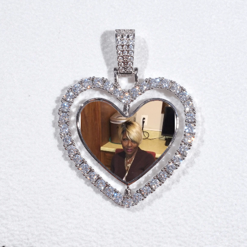 3D Spinning 2-Faced Heart Custom Picture Pendant