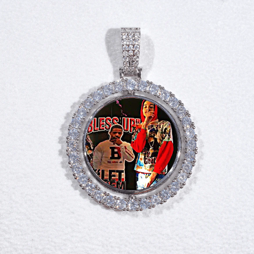 3D Spinning 2-Faced Custom Picture Pendant