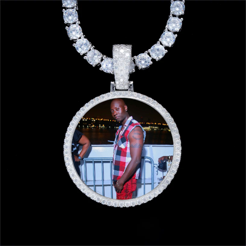 925S & VVS Moissanite 3D Circle Custom Picture Pendant