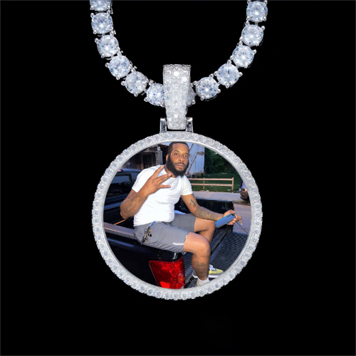 925S & VVS Moissanite 3D Circle Custom Picture Pendant
