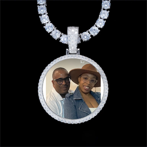 925S & VVS Moissanite 3D Circle Custom Picture Pendant