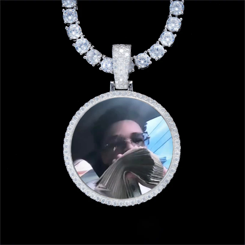 925S & VVS Moissanite 3D Circle Custom Picture Pendant