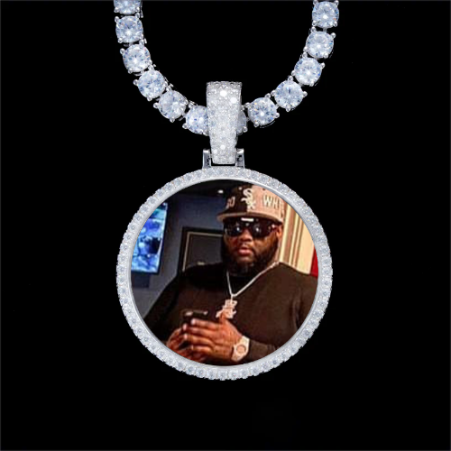 925S & VVS Moissanite 3D Circle Custom Picture Pendant