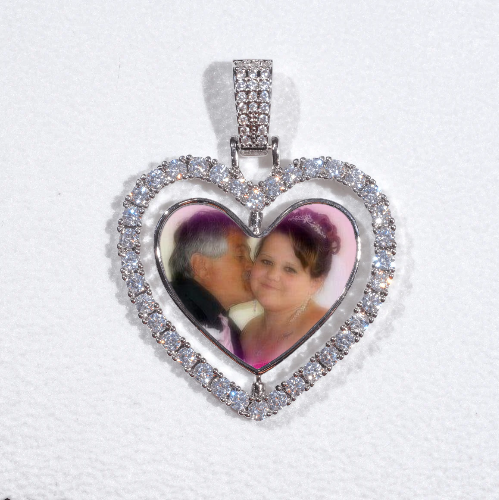 3D Spinning 2-Faced Heart Custom Picture Pendant