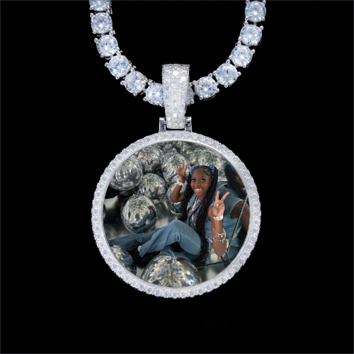 925S & VVS Moissanite 3D Circle Custom Picture Pendant