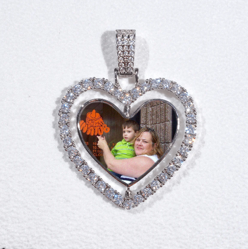 3D Spinning 2-Faced Heart Custom Picture Pendant