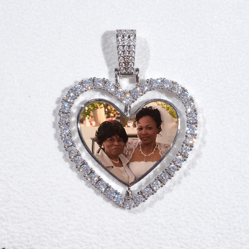 3D Spinning 2-Faced Heart Custom Picture Pendant