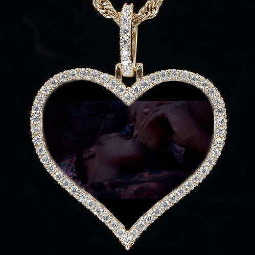 CUSTOM PICTURE PENDANT STYLE-3