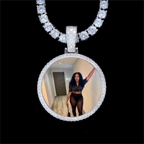 925S & VVS Moissanite 3D Circle Custom Picture Pendant