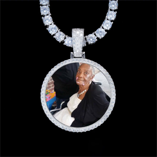 925S & VVS Moissanite 3D Circle Custom Picture Pendant
