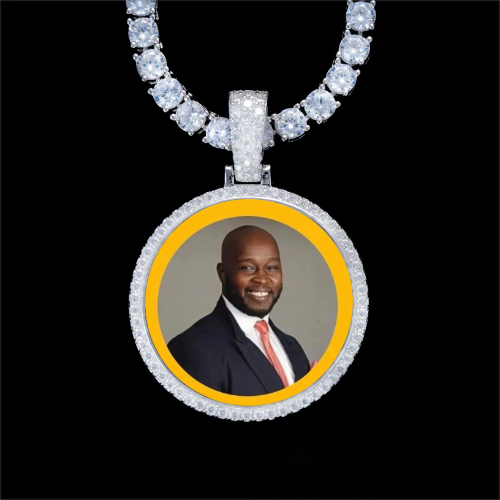 925S & VVS Moissanite 3D Circle Custom Picture Pendant