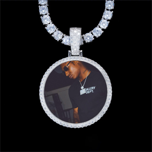 925S & VVS Moissanite 3D Circle Custom Picture Pendant