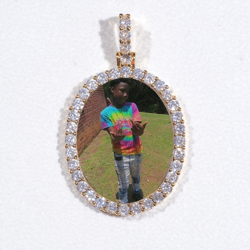 3D Oval Custom Picture Pendant