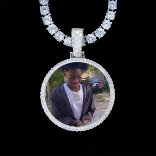 925S & VVS Moissanite 3D Circle Custom Picture Pendant