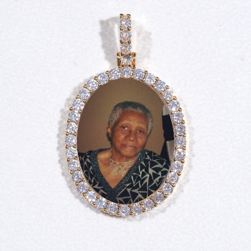 3D Oval Custom Picture Pendant