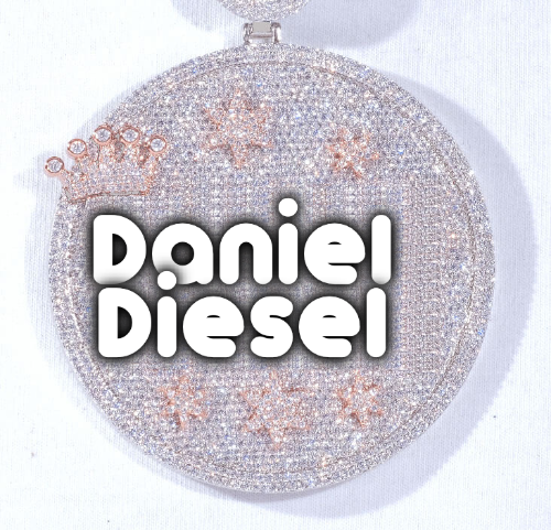 CUSTOM LETTER NECKLACE 3D BIG CROWN DISC