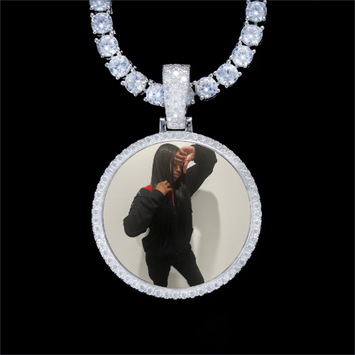 925S & VVS Moissanite 3D Circle Custom Picture Pendant