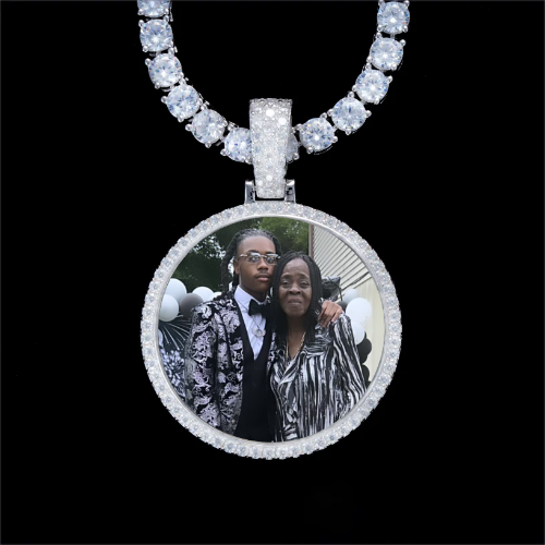 925S & VVS Moissanite 3D Circle Custom Picture Pendant