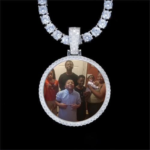 925S & VVS Moissanite 3D Circle Custom Picture Pendant