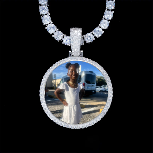 925S & VVS Moissanite 3D Circle Custom Picture Pendant