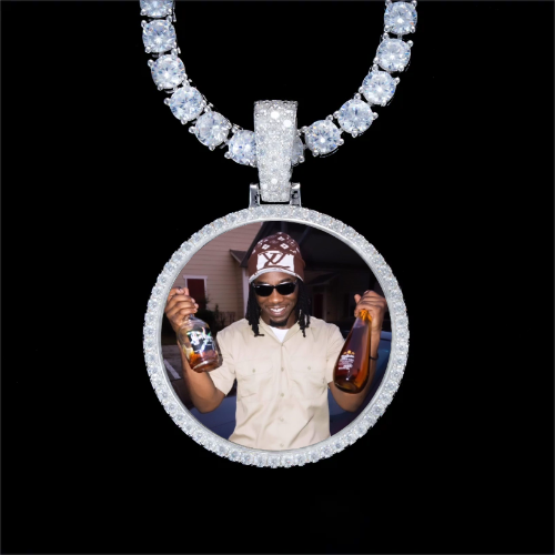 925S & VVS Moissanite 3D Circle Custom Picture Pendant