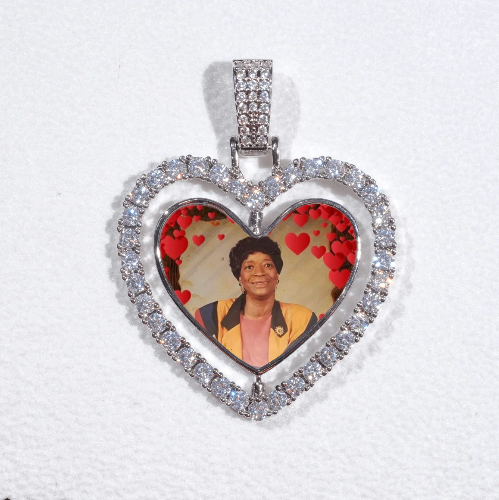 3D Spinning 2-Faced Heart Custom Picture Pendant