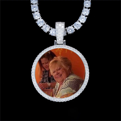 925S & VVS Moissanite 3D Circle Custom Picture Pendant