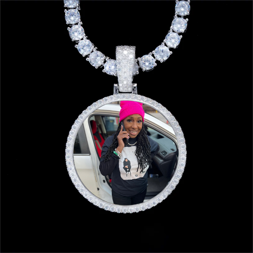 925S & VVS Moissanite 3D Circle Custom Picture Pendant
