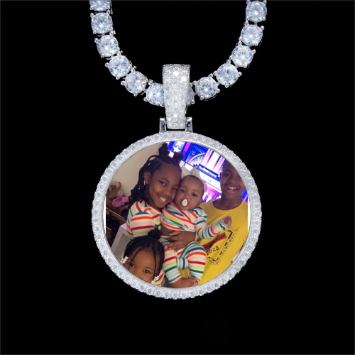 925S & VVS Moissanite 3D Circle Custom Picture Pendant