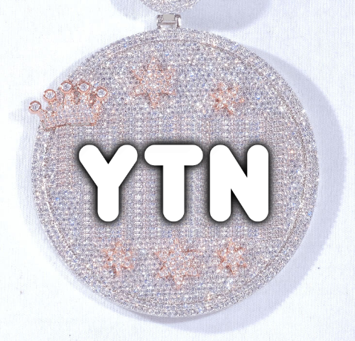 CUSTOM LETTER NECKLACE 3D BIG CROWN DISC