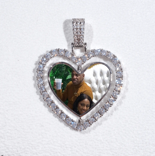 3D Spinning 2-Faced Heart Custom Picture Pendant