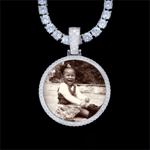 925S & VVS Moissanite 3D Circle Custom Picture Pendant