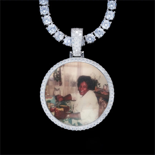 925S & VVS Moissanite 3D Circle Custom Picture Pendant