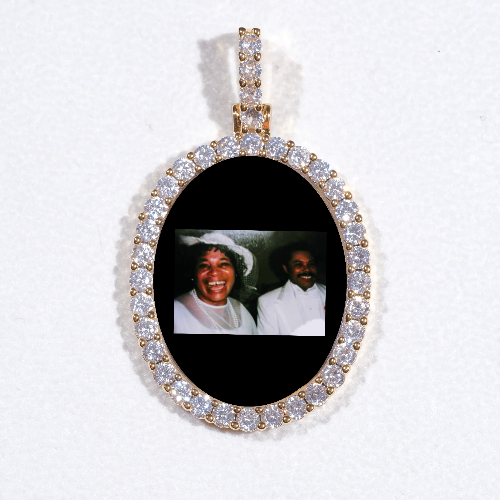 3D Oval Custom Picture Pendant