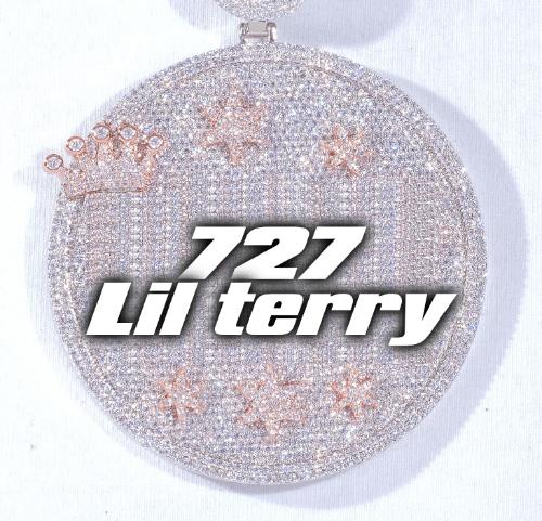 CUSTOM LETTER NECKLACE 3D BIG CROWN DISC