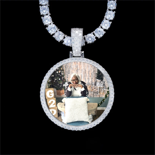 925S & VVS Moissanite 3D Circle Custom Picture Pendant